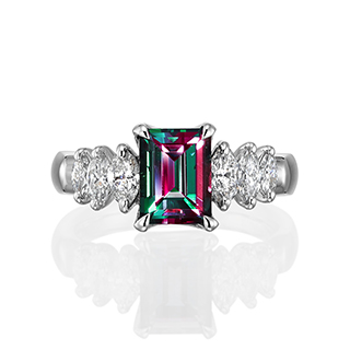 00351 Pt アレキサンドライト リング 2.38ct D0.68ct GIA / Brazil
